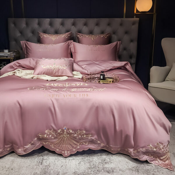 Four-Piece Cotton Jacquard Hotel Bedding - Image 2