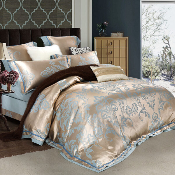 4-Piece Set Of European-Style Luxury Light Luxury Bedding - Image 6