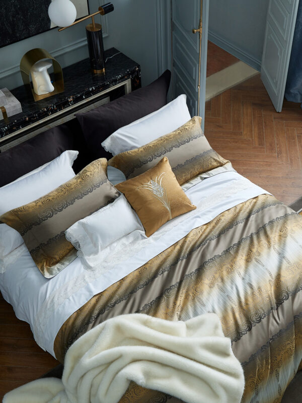 Town Style High-end Affordable Luxury Style Cotton Four-piece Bedding Set - Image 8