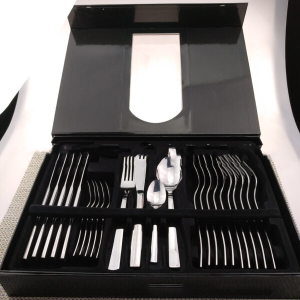 Stainless Steel Western Cutlery Set Golden Cutlery 24 Piece Set - Image 5