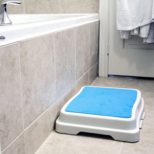 Non-slip Plastic Toilet Bathroom Ladder - Image 2