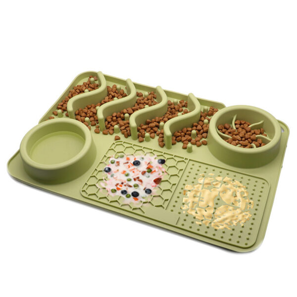 Dog Lick Mat for Anxiety Relief – Non-Slip Silicone Slow Feeder Pad for Dogs & Cats - Image 2